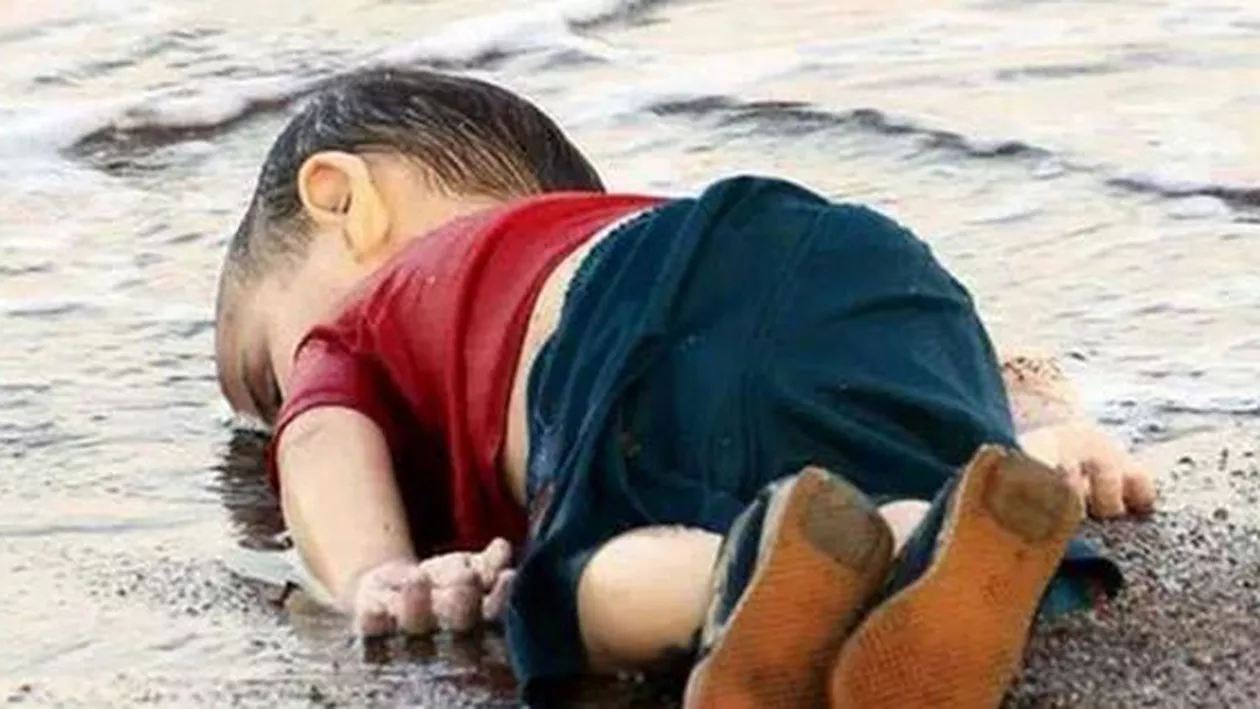 Peste 180 de copii imigranţi au murit înecaţi în Marea Egee pe ruta Turcia-Grecia în 2015