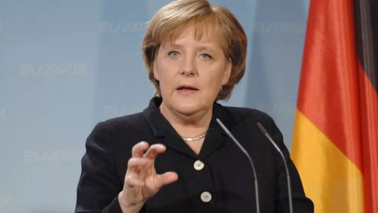 Angela Merkel: Este necesar să le oferim serviciilor de securitate afgane atribuţii pentru controlul asupra deplasării refugiaților