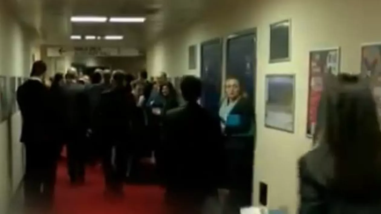 Serghei Lavrov s-a întâlnit cu ministrul turc de Externe care a transmis condoleanțe după moartea pilotului avionului doborât la granița siriană