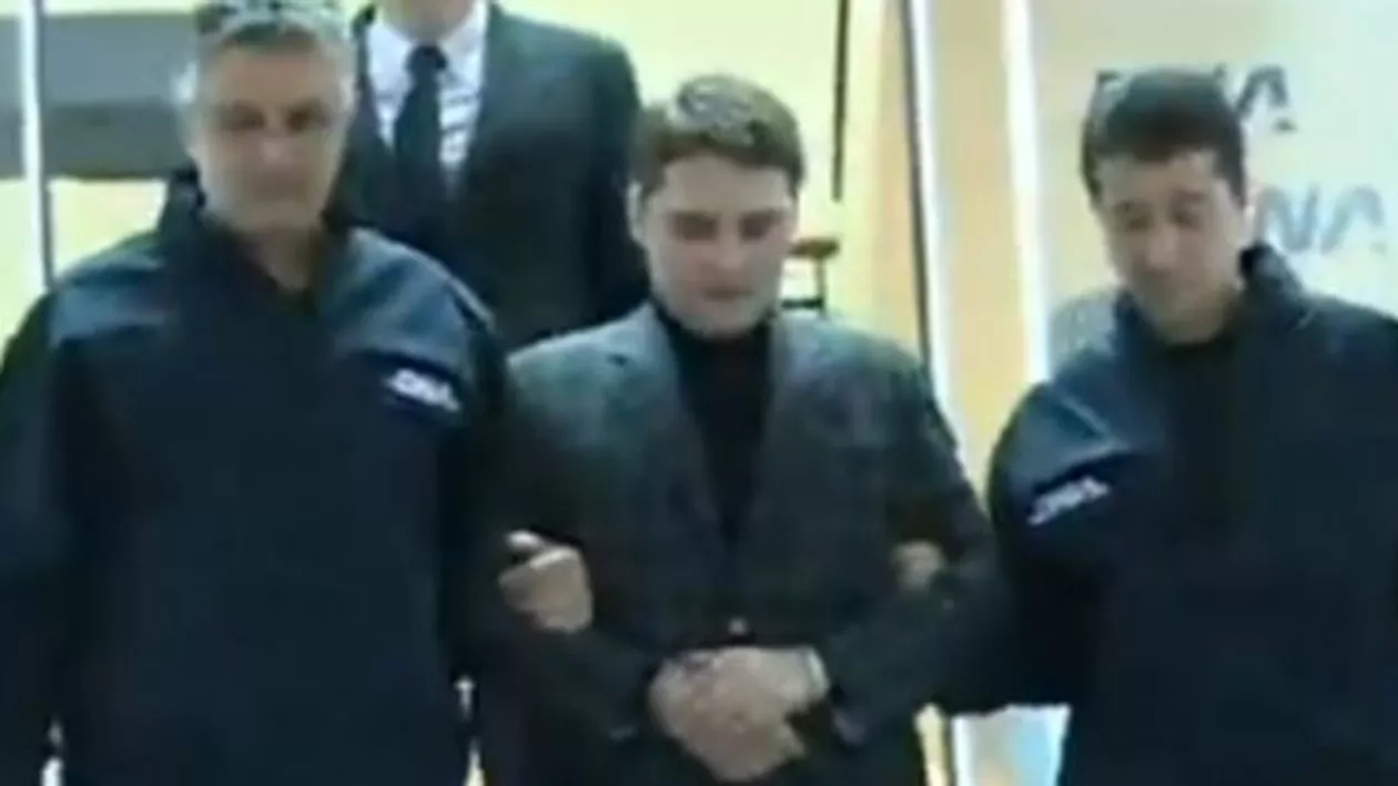 Dan Șova, adus încătușat la ÎCCJ unde află dacă va fi arestat preventiv: Instanța a rămas în pronunțare (VIDEO)