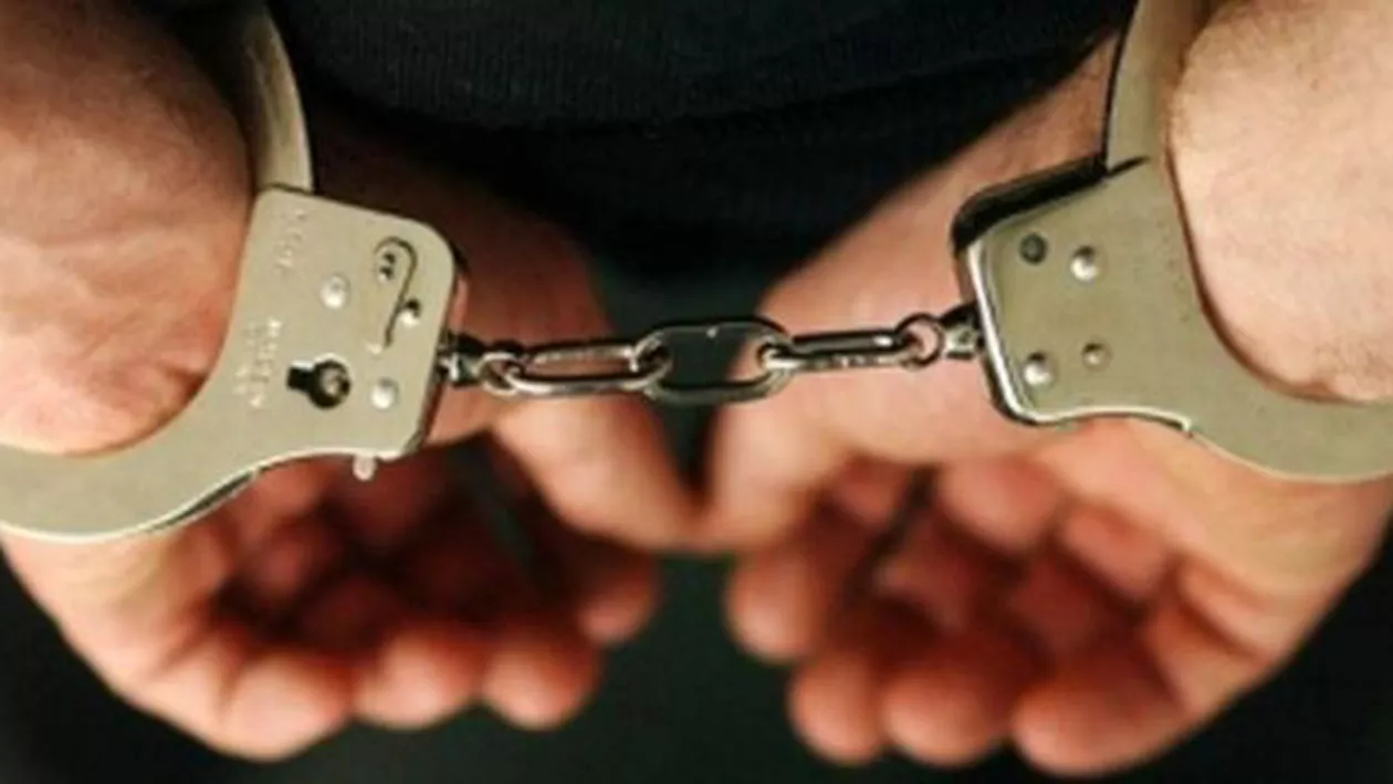 Fost călugăr, reţinut după ce a avut relaţii sexuale cu un bărbat fără să-i spună că are SIDA