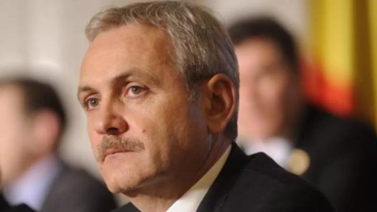 SURSE: Moș Nicolae a venit de pe scena politică. Liviu Dragnea a împărțit cadouri copiilor de la Școala Specială nr. 7