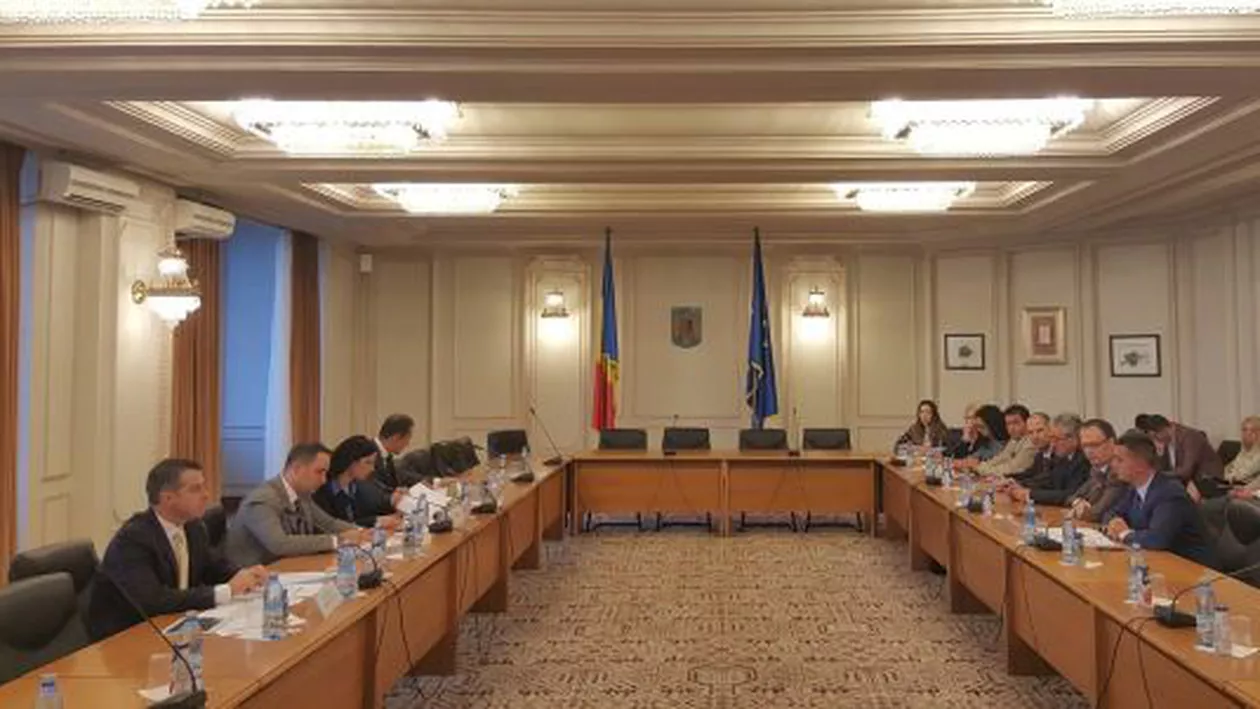 CNMR și Comisia pentru Afaceri Europene au determinat procesul de evaluare și analiză privind slaba absorbție a fondurilor europene în perioada 2007 - 2013