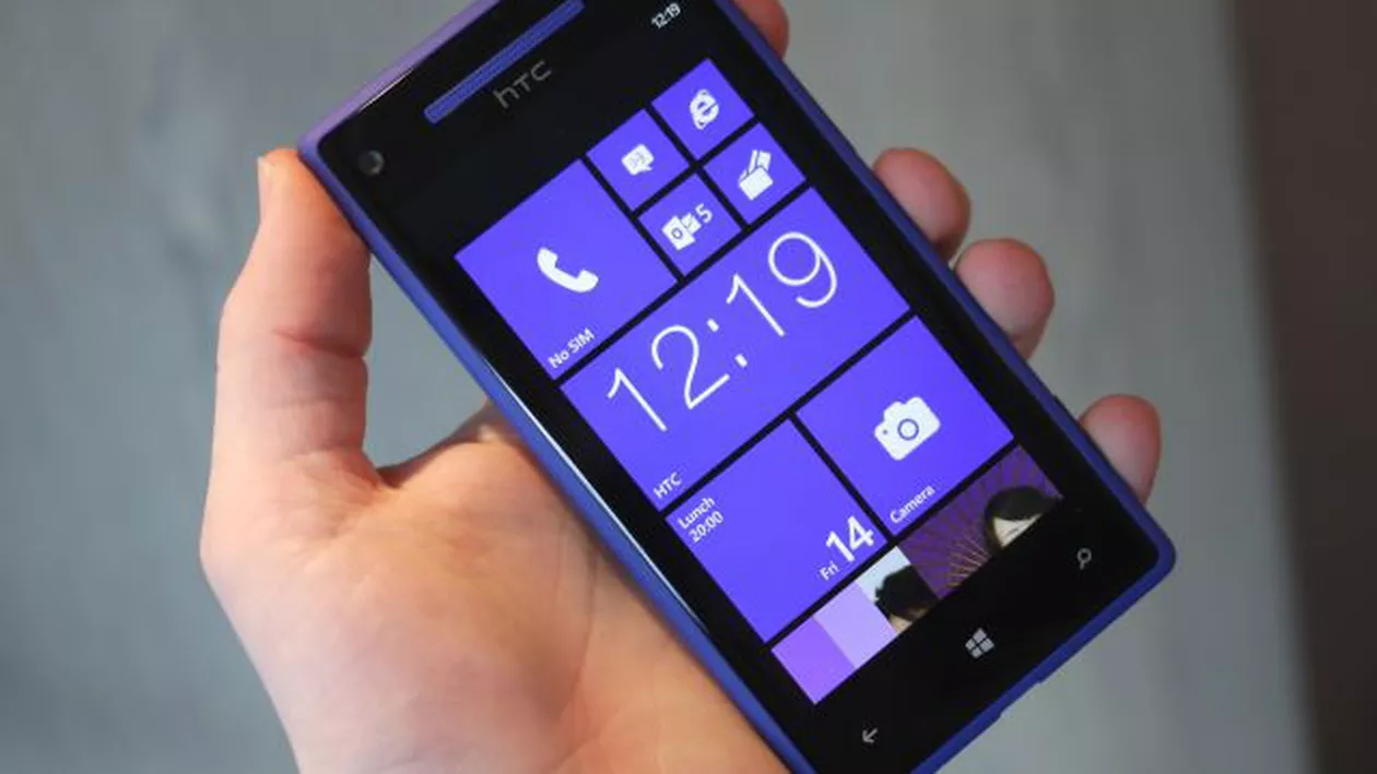 Studiu: Telefoanele Microsoft le vor întrece pe cele Apple iOS, în 2016. Numărul utilizatorilor de Windows nu a crescut față de 2011