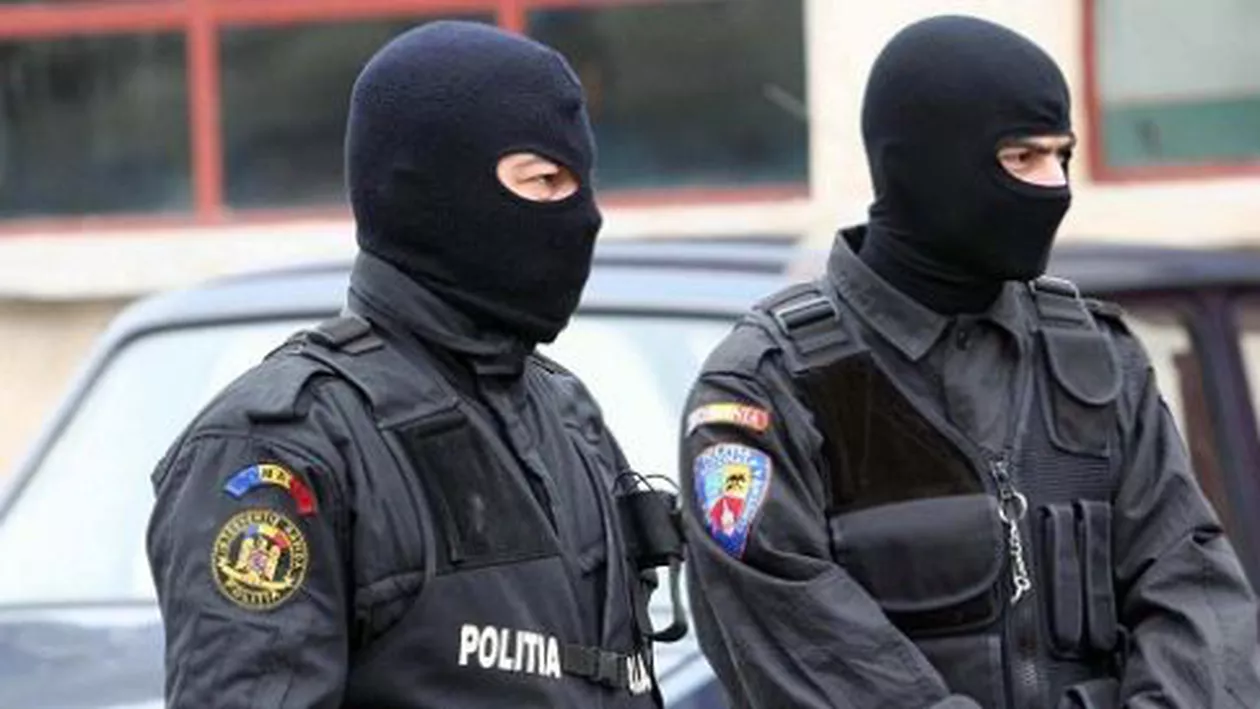 Prahova: Percheziții la locuințele unor persoane bănuite de furturi