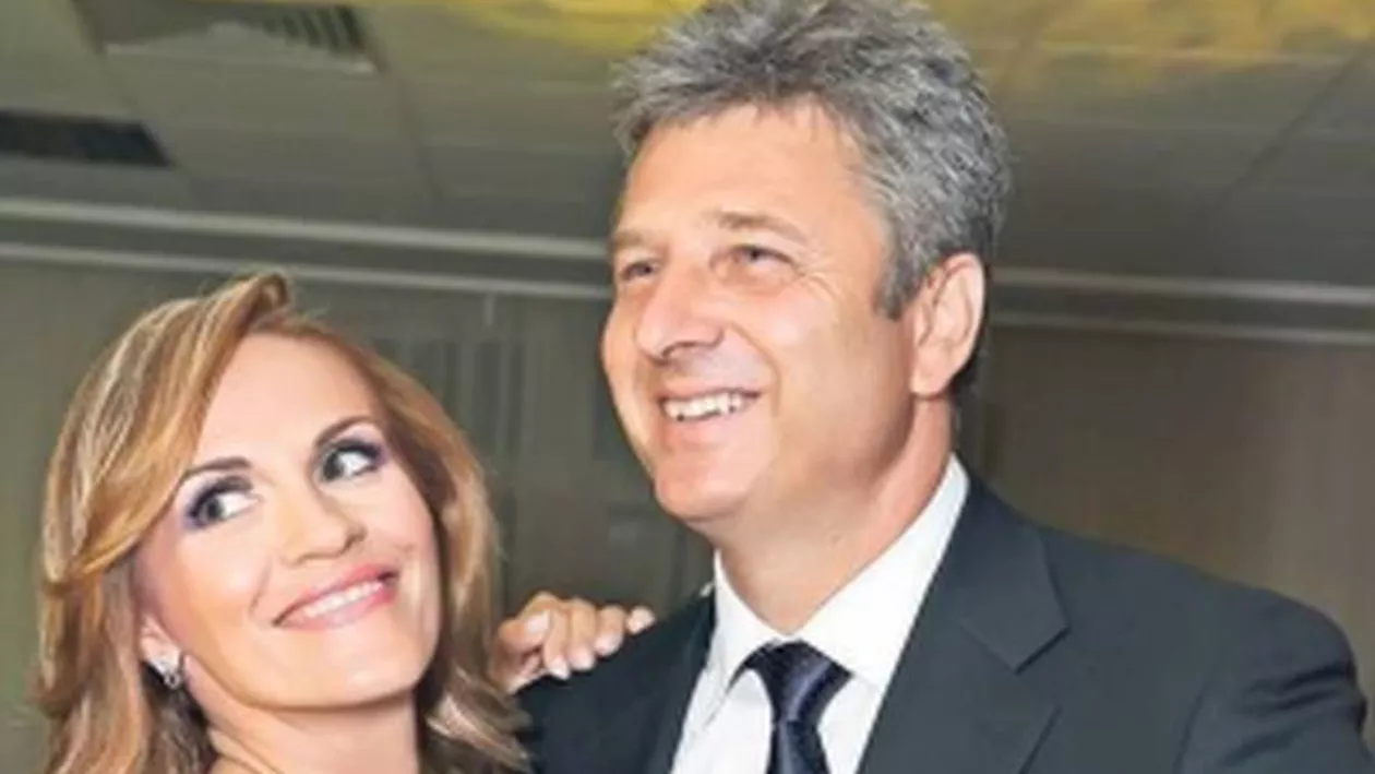 Iată ce soț deștept are senatoarea Gabriela Firea. Florentin Pandele a făcut două mastere și un doctorat în același timp și a obținut șase diplome în patru ani
