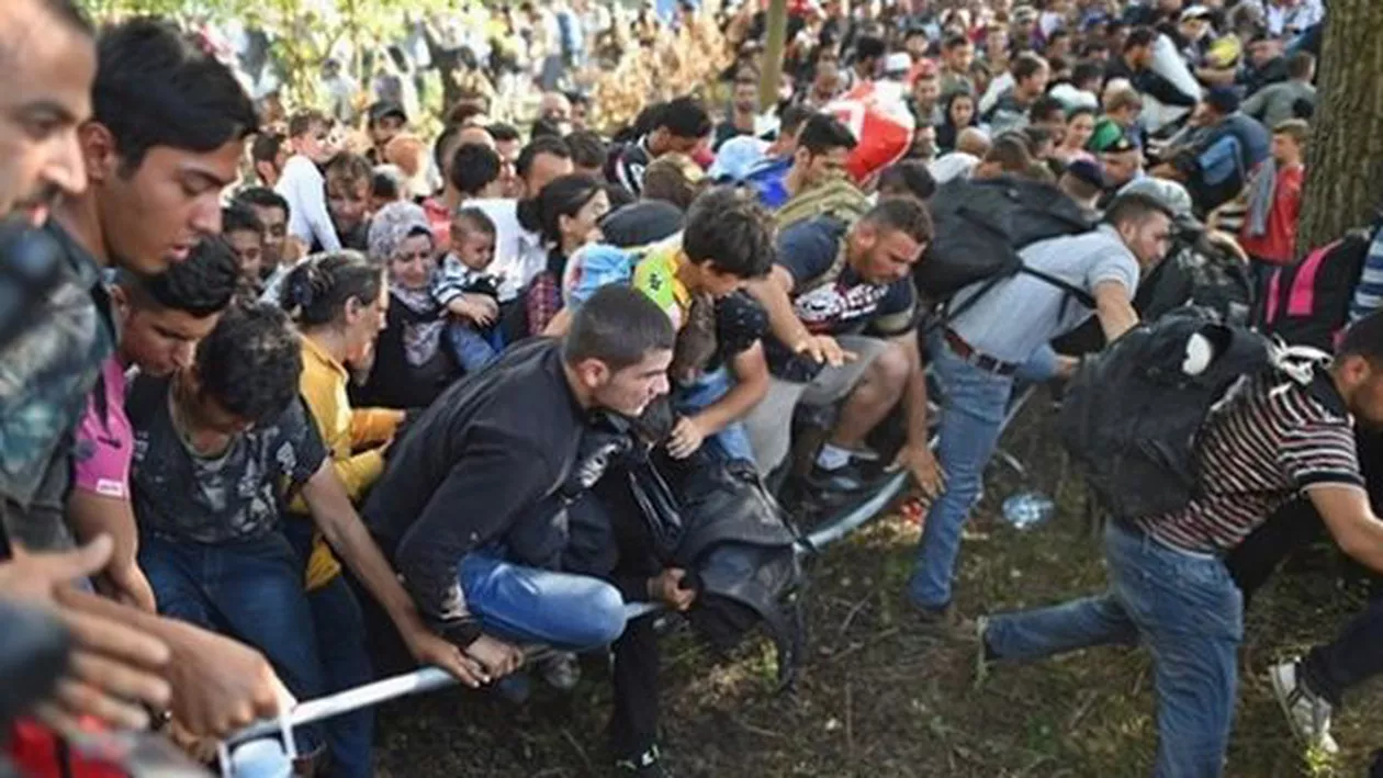 Sondaj: Peste 75% dintre români consideră că România nu ar trebui să primească refugiați