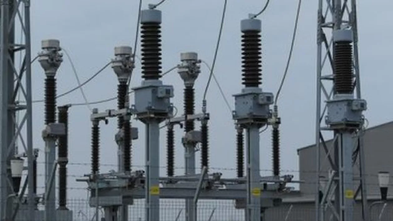 Primăria Oradea va primi curent de la RDS&RCS, renunţând la contractul cu Electrica: Zoltan Teszari, fondatorul companiei de cablu, îşi are aici reşedinţa