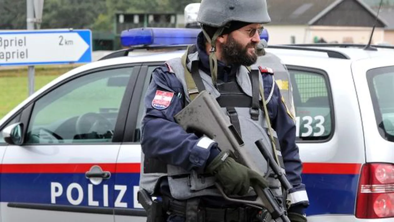 Două persoane suspectate că ar fi avut legături cu atentatele de la Paris au fost arestate în Austria