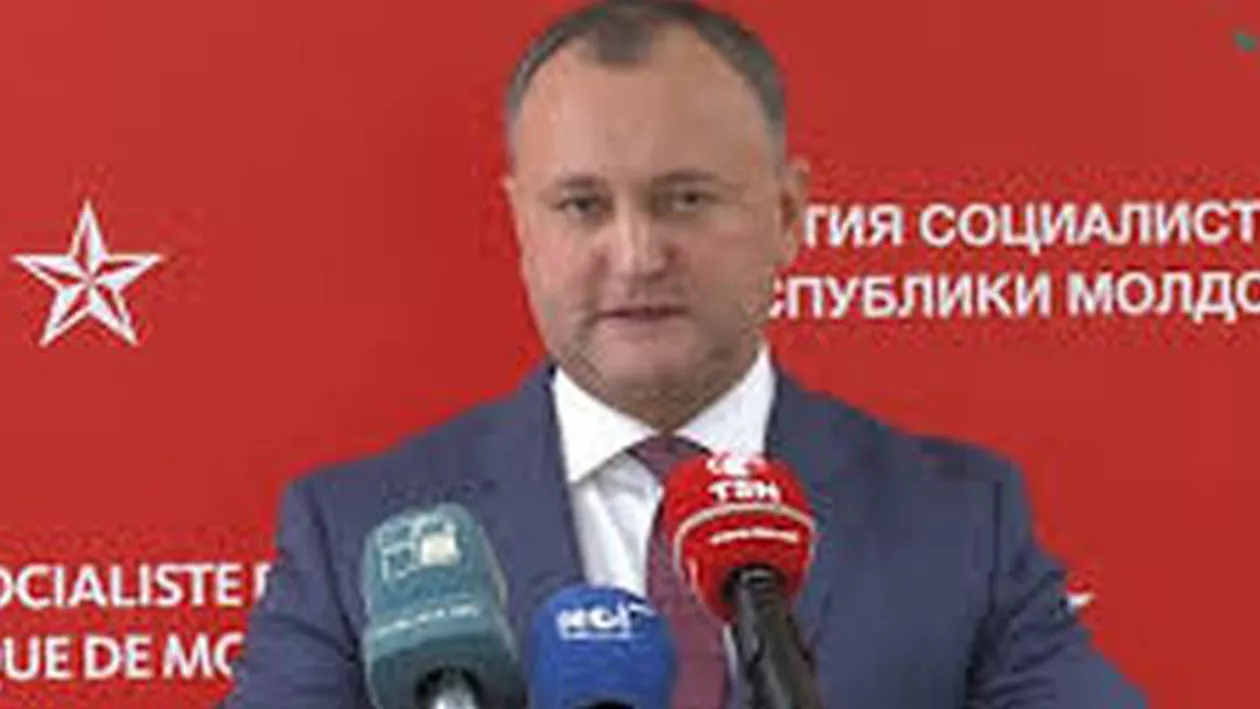 Socialiştii din Republica Moldova refuză ideea unei eventuale uniri cu România și propun amendarea Constituţiei