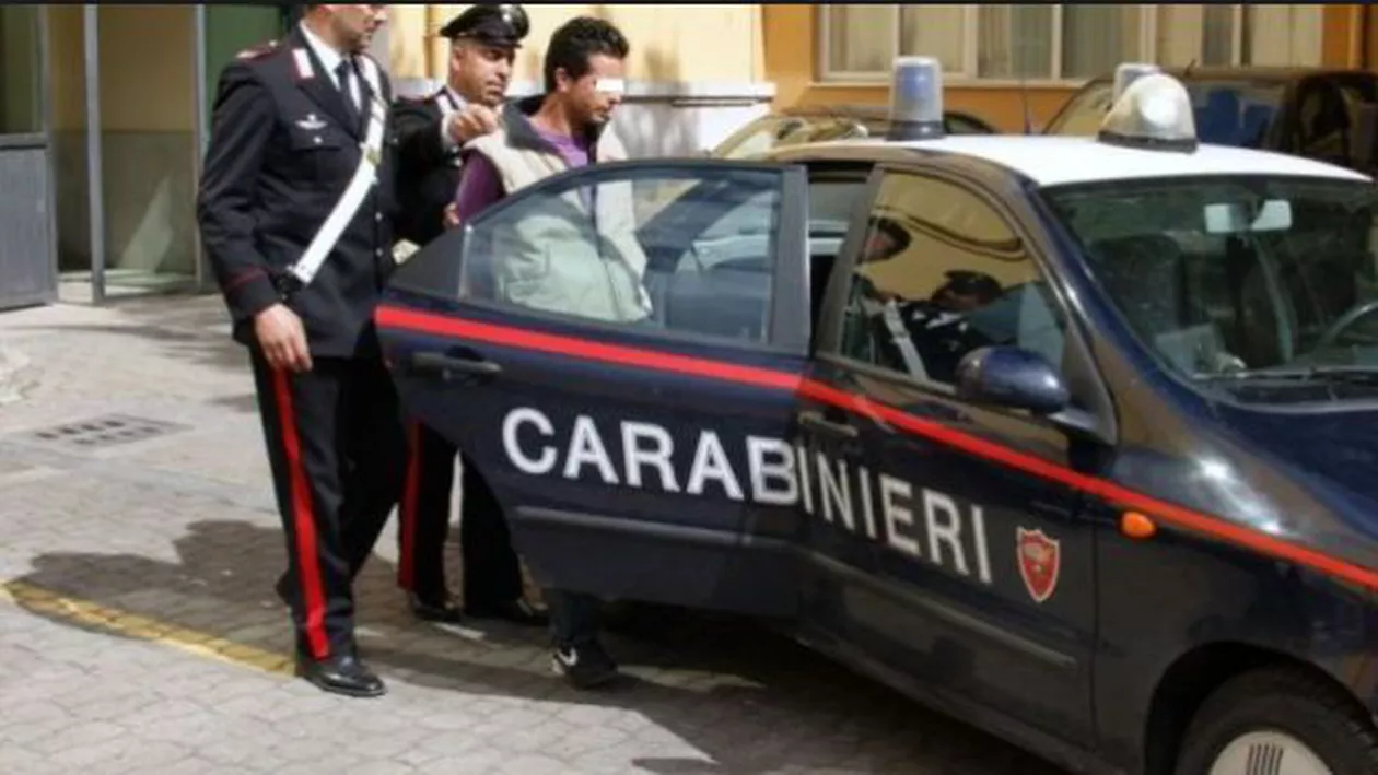Trei sirieni cu pașapoarte false românești, depistați în Italia