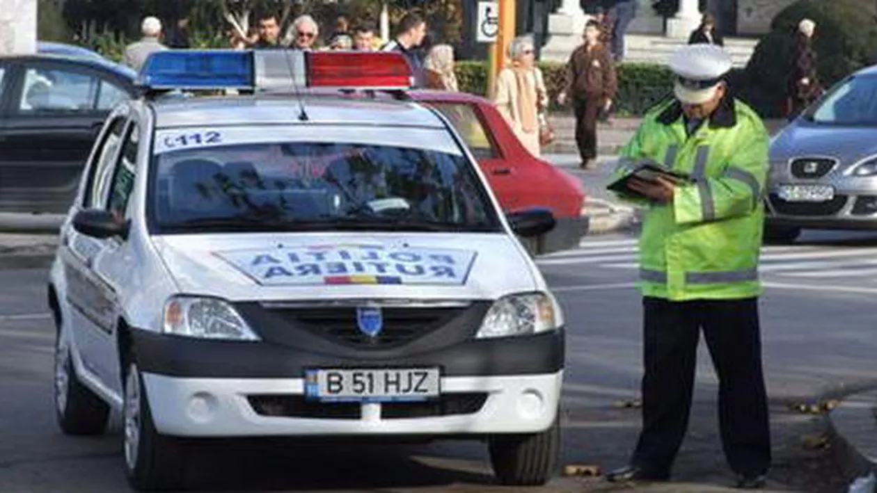 Şofer amendat, după ce a fost prins conducând cu 204 kilometri pe oră pe Autostrada A3 Turda-Borș