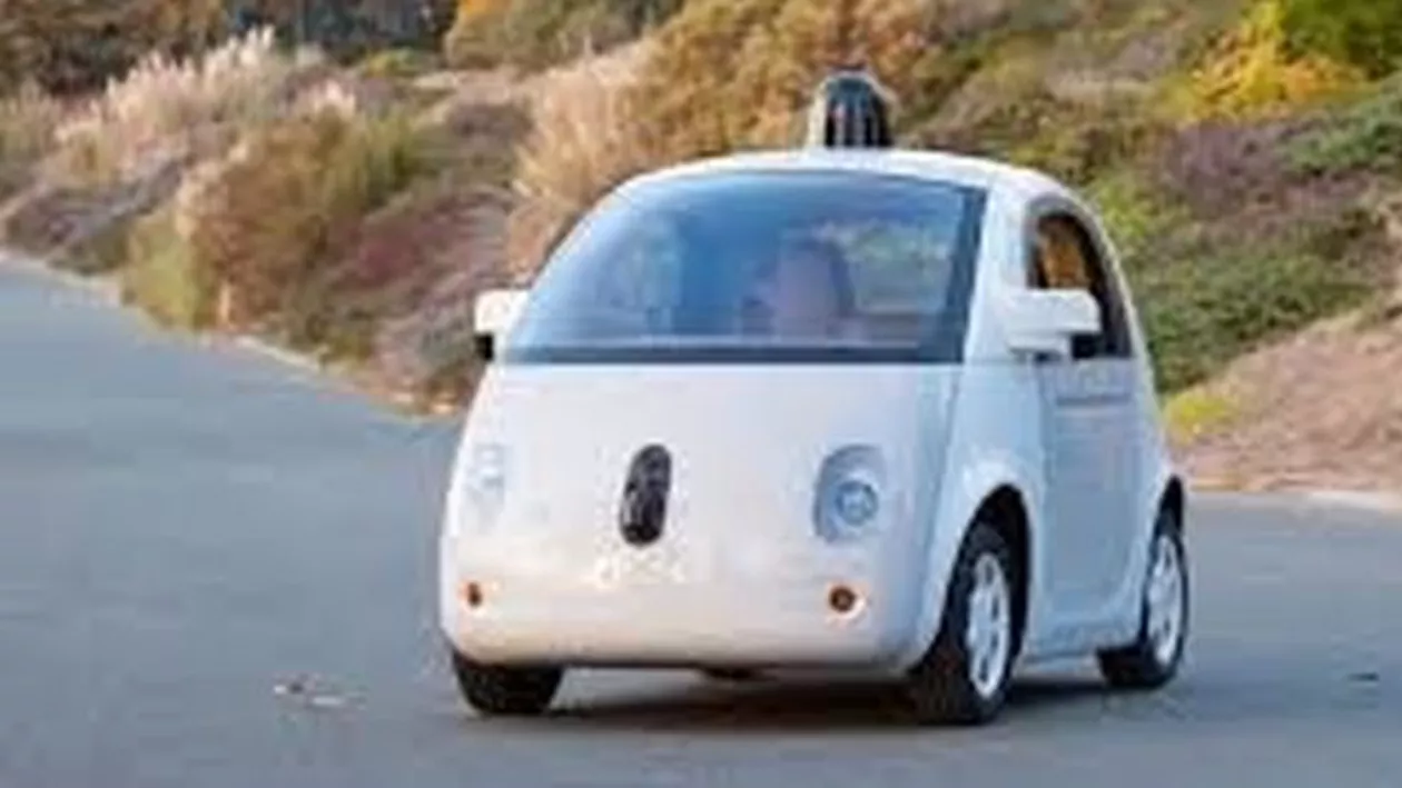 Studiu: Mașinile care se conduc singure produc mai multe accidente decât mașinile obișnuite