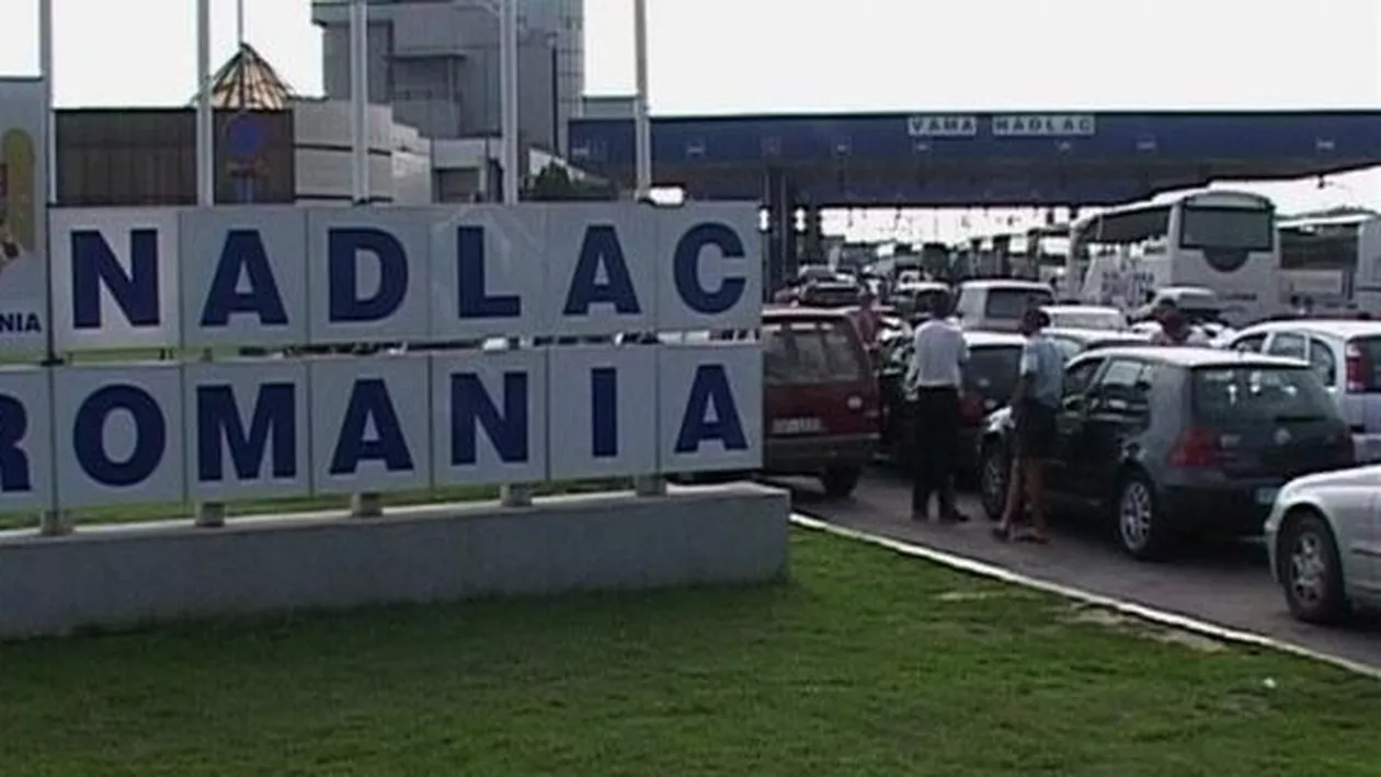 Vama Nădlac, blocată din cauza sistemului informatic. Șoferii sunt deviați de polițiști pe DN7 (VIDEO)