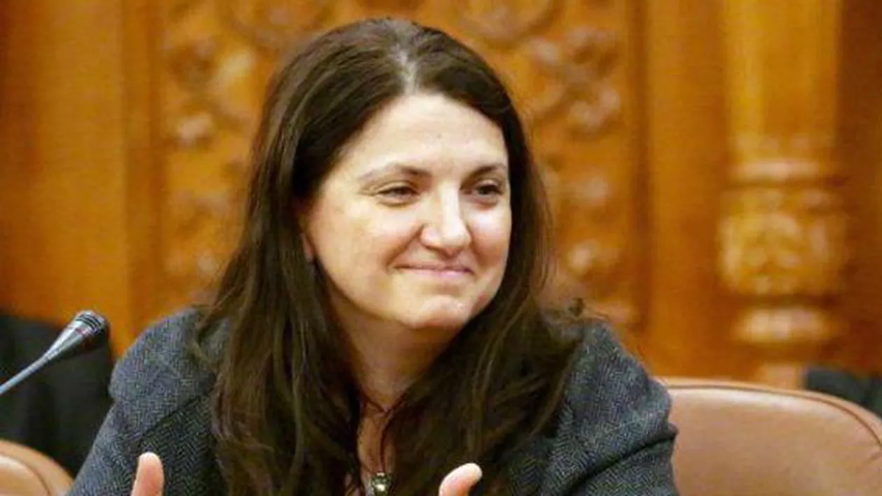 Primul semn că șefa DNA, Laura Codruţa Kovesi, ar putea fi schimbată. Ministrul Justiției: Reînvestirea unei persoane care a făcut dovada bunei administrări ar expune acea persoană criticii societăţii