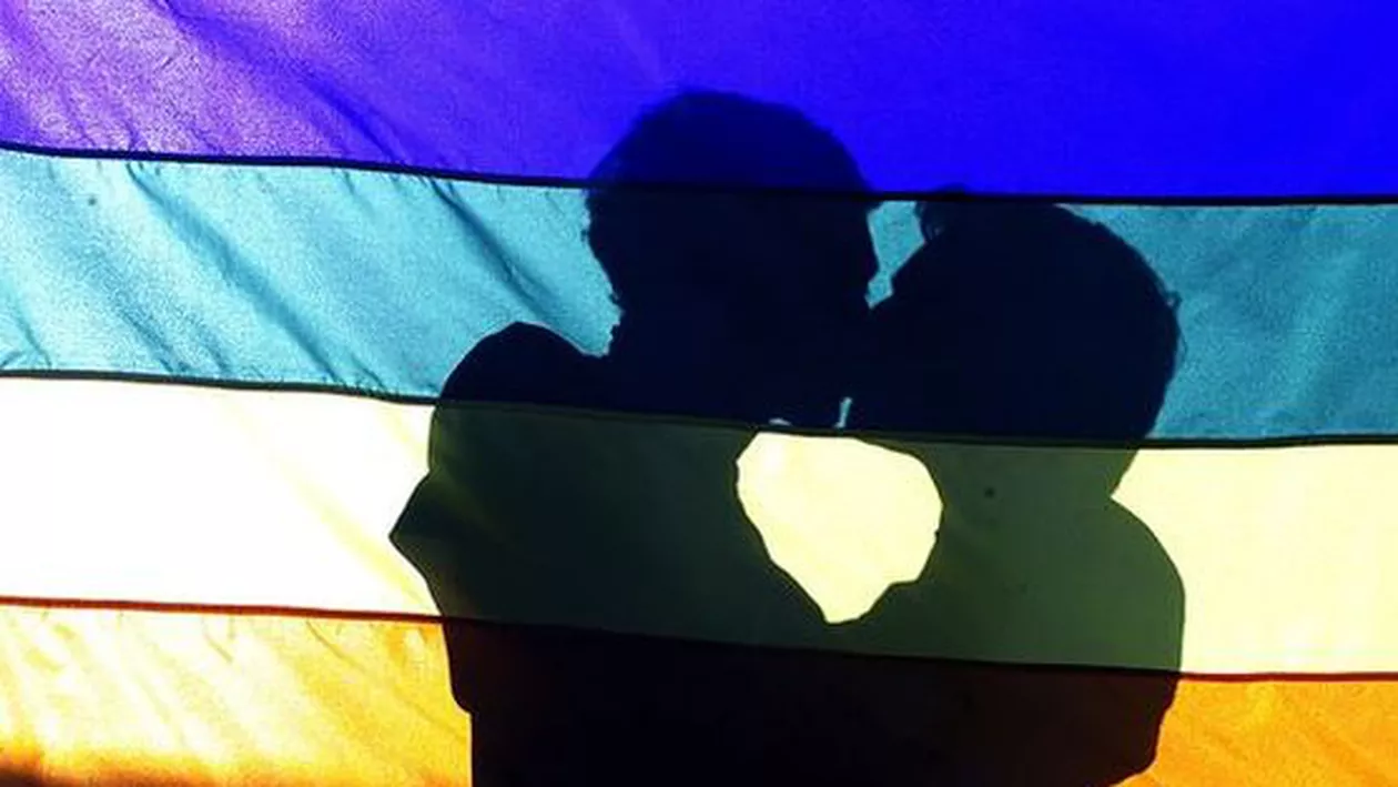 Parlamentul grec a adoptat legea care autorizează căsătoriile civile între homosexuali
