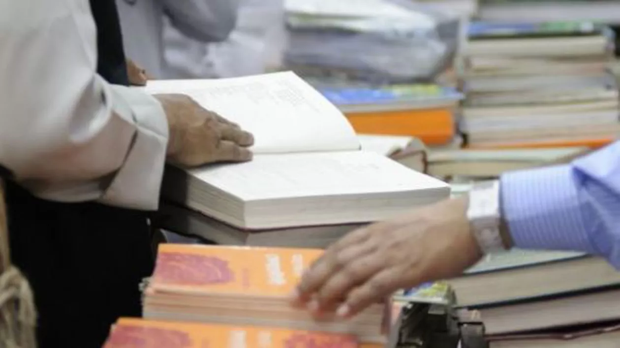 Diverta: "Cronică de Cotroceni", cea mai furată carte din 2015