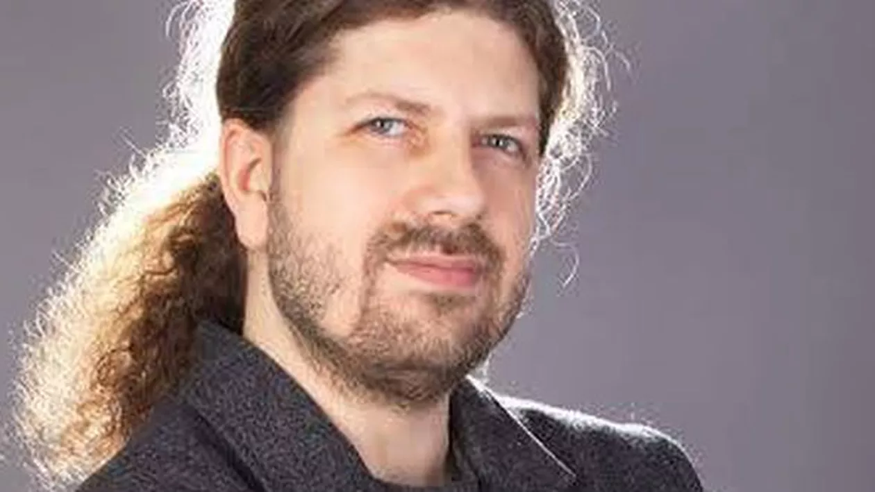Remus Cernea, urări de Crăciun: Vă urez sărbători vegane, lipsite de produse alimentare de origine animală în farfurie (FOTO)