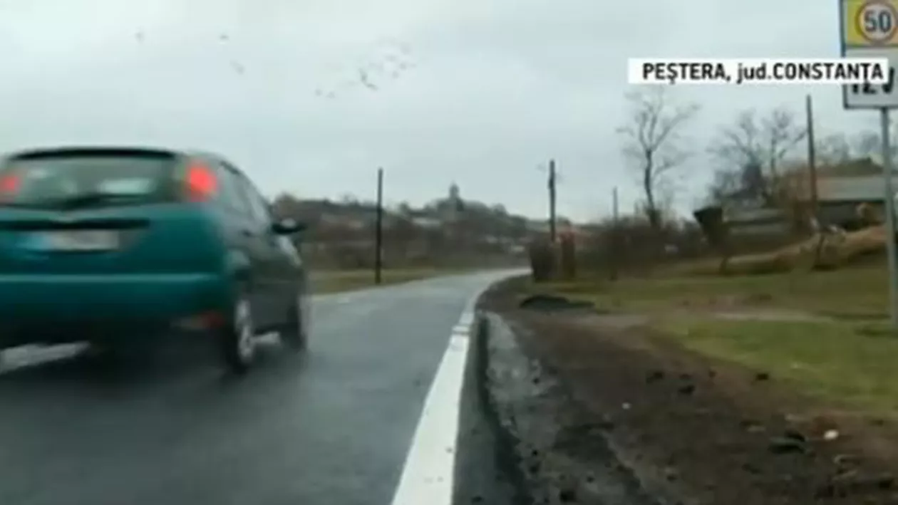 Miracol în România: Un drum dintr-o comună din Constanța a fost asfaltat în... trei zile (VIDEO)