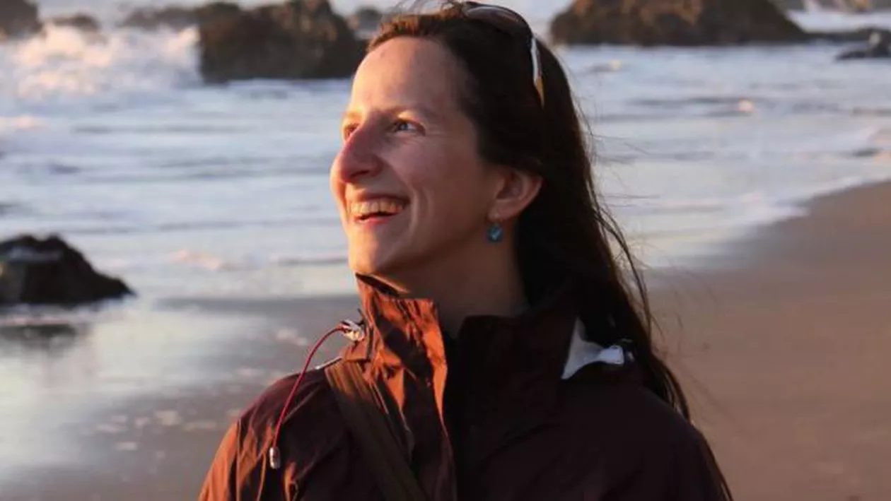 O româncă de 33 de ani, în elita astronomiei: ''Există viaţă extraterestră"