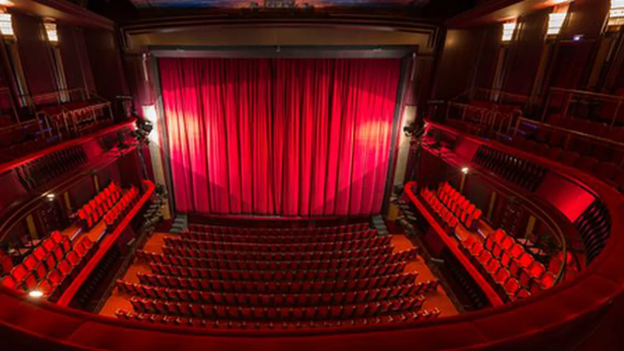 Teatrul Nottara a rămas iar fără sediu, după ce clădirea ArCuB a fost încadrată cu risc seismic de grad I. Conducerea Nottara a aflat despre acest lucru abia în ultimul moment (VIDEO)