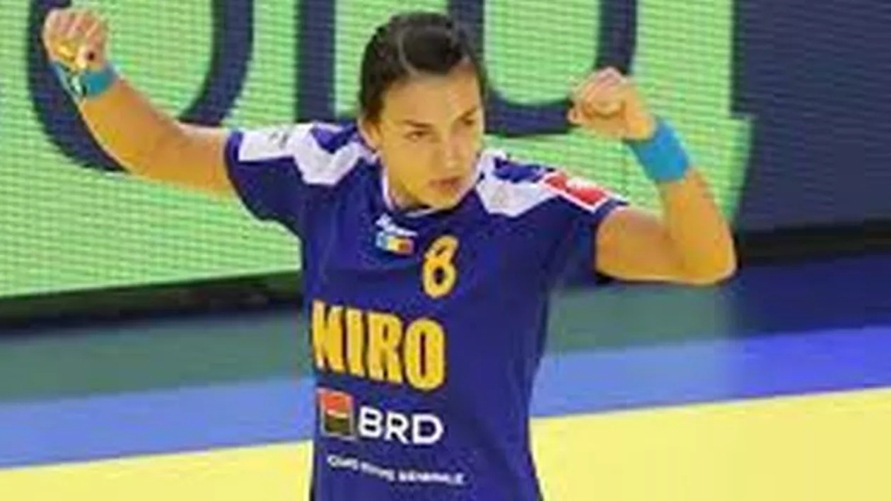 Cristina Neagu, cea mai bună handbalistă din lume în anul 2015. Paula Ungureanu face parte și ea din echipa anului ce tocmai s-a încheiat (FOTO)
