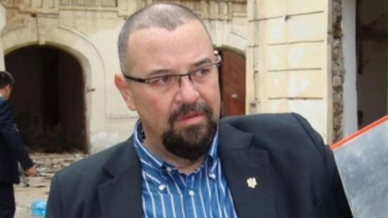 Cristian Popescu Piedone a scăpat de controlul judiciar pe cauțiune: Fostul edil rămâne cu mașinile de epocă pe care le-a depus drept garanție. Decizia este definitivă