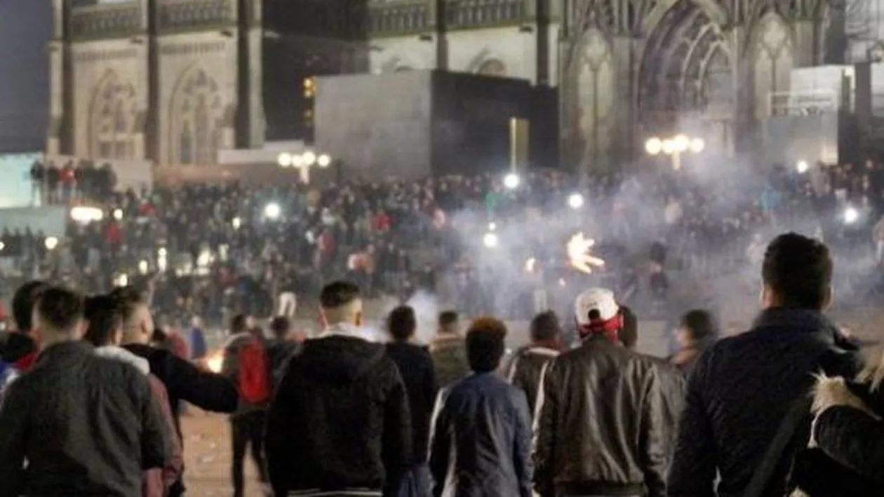 Lale Akgun, expert al relațiilor islamo-germane: Bărbații care au agresat sexual femeile din Koln au o vedere fundamentalistă a islamului