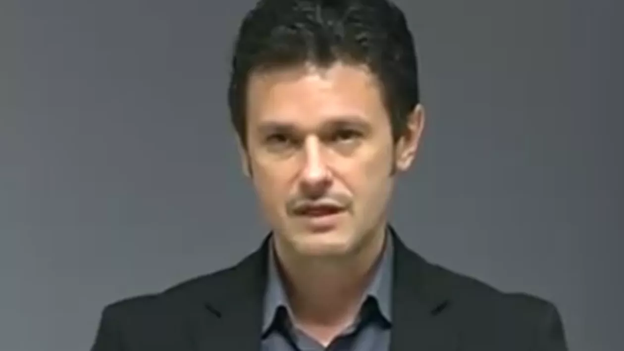 Primarul General al Capitalei îndeamnă edilii de sectoare să plătească deszăpezirea doar dacă se face (VIDEO)