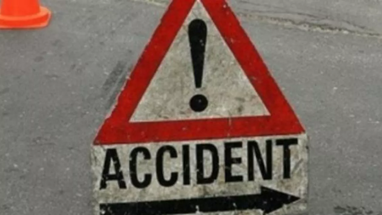 Un tânăr din Constanța a produs un accident pentru că vorbea cu prietena pe WhatsApp în timp ce conducea