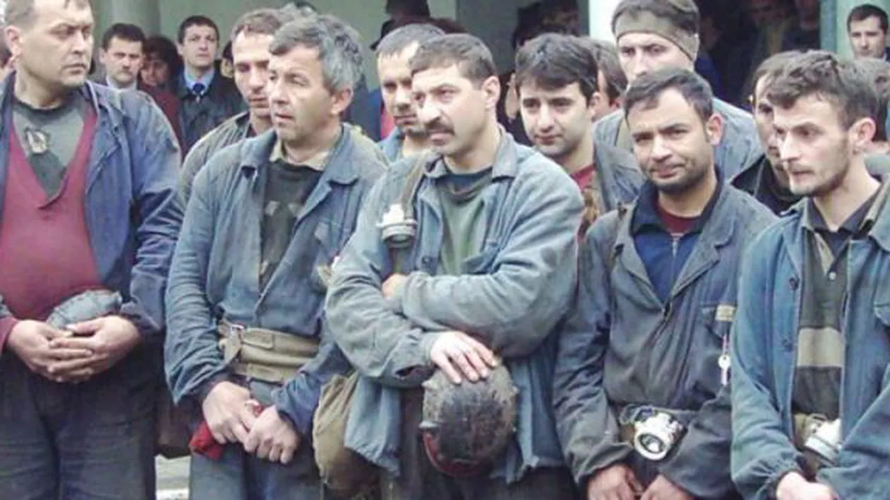 Valea Jiului: Peste 1.800 de mineri au semnat pentru declanșarea unei greve generale. Sunt nemulțumiți de contractul colectiv de muncă și intrarea în insolvență a CEH