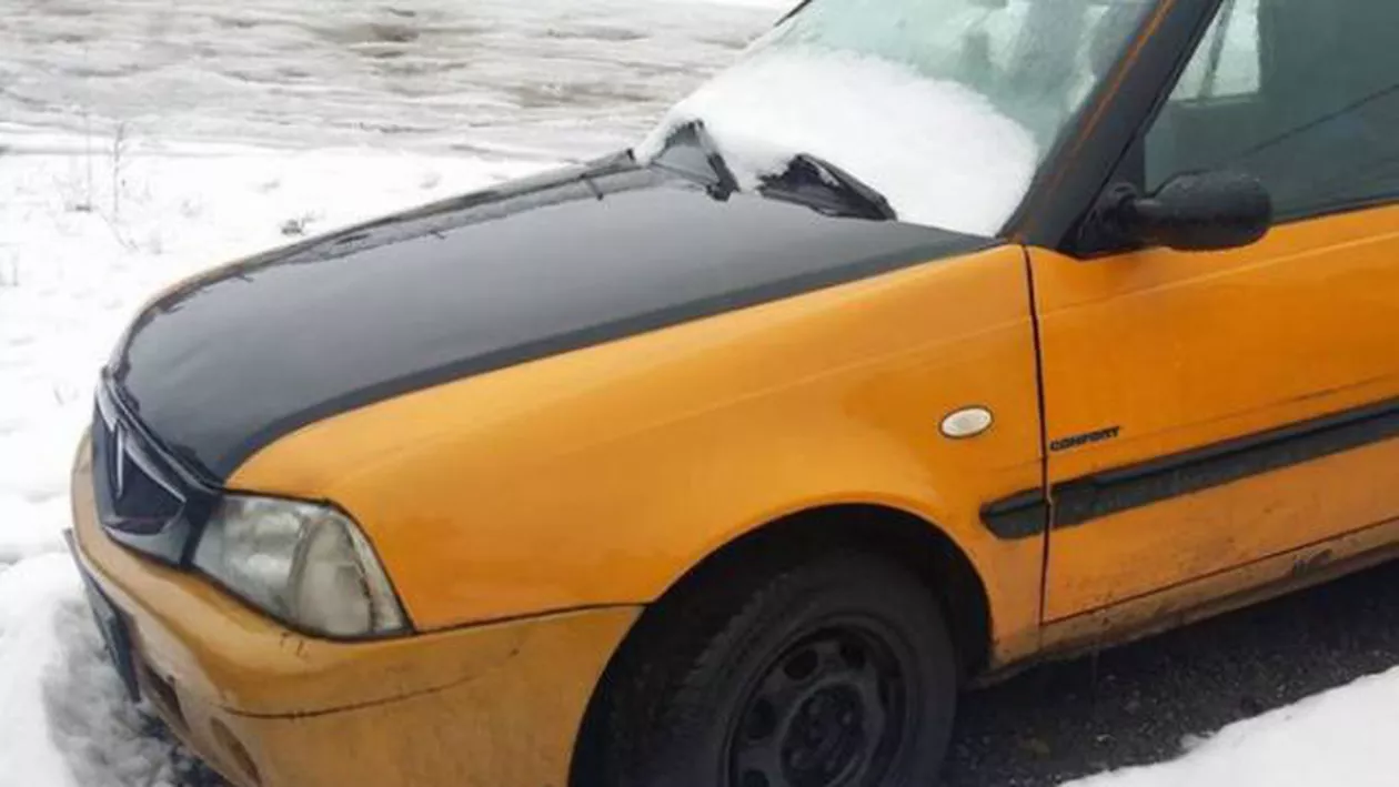 "Vând hoit 1.9 diesel sau schimb cu mașină lovită și fără acte": Anunțul sincer al unui posesor de Dacia
