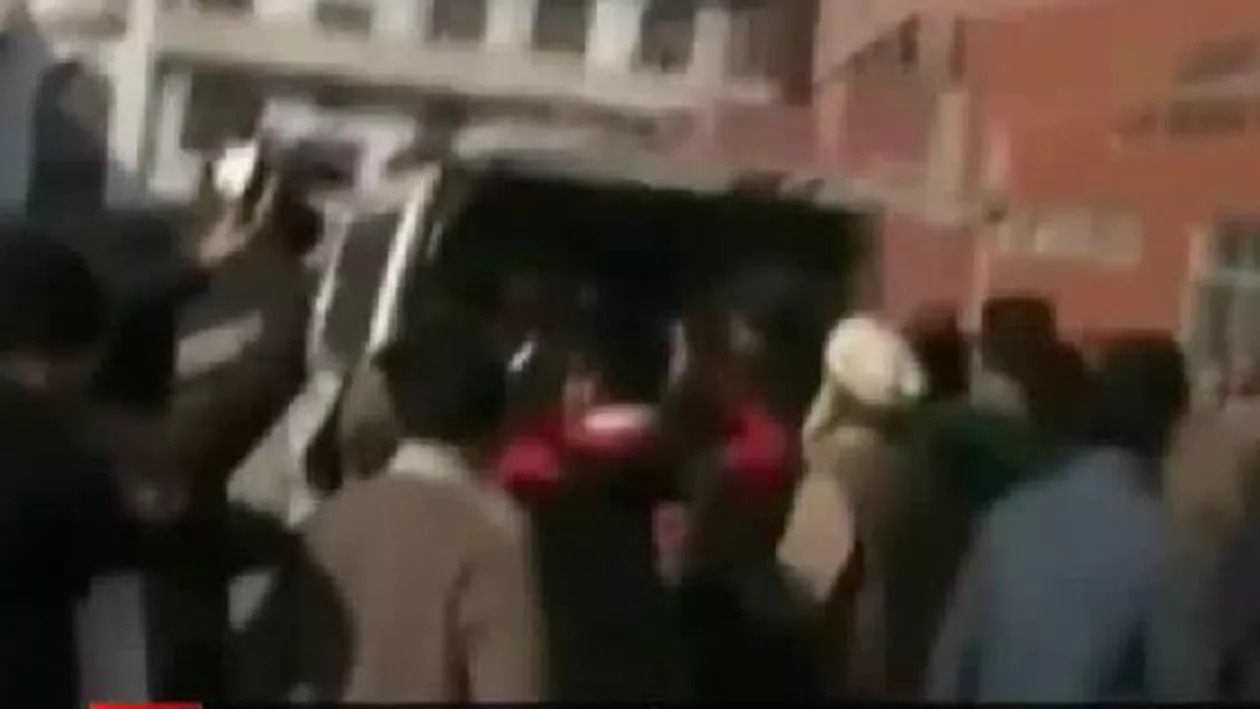Pakistan: Atac terorist la o Universitate. Cel puţin 12 oameni au murit şi peste 20 au fost răniţi (VIDEO)