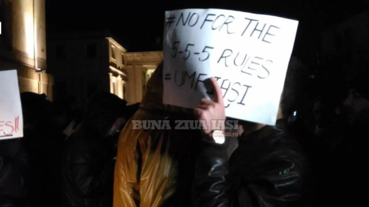 Studenții străini de la Medicină din Iași protestează pentru „Sfântul 5”. Universitatea a adoptat reguli mai riguroase pentru evaluare
