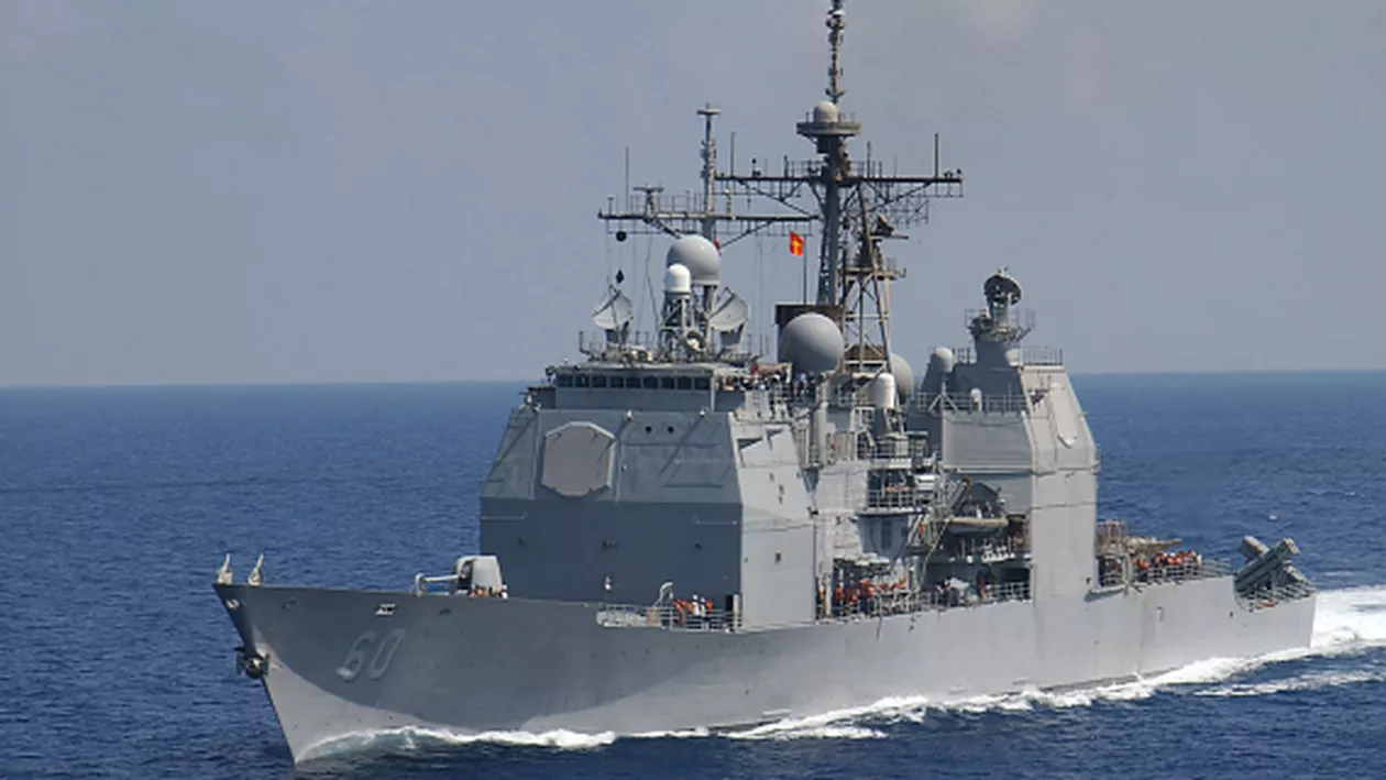 O navă a Forţelor Navale şi unui avion militar american, somate de Armata iraniană pentru că se apropiau de o zonă în care se desfășurau manevre navale