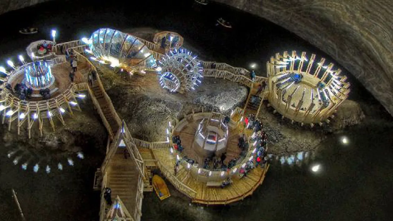 Frumusețea Salinei Turda, surprinsă în imagini de fotograful britanic Richard John Seymour (VIDEO)