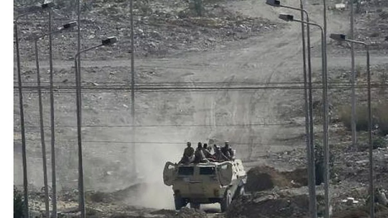 Patru militari egipteni uciși într-un atac în regiunea Sinai