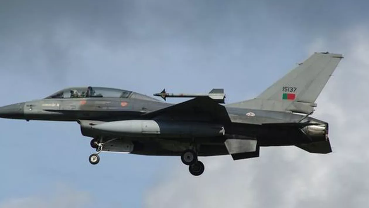 Egipt: Unul dintre avioanele de luptă F-16 ale armatei s-a prăbușit în timpul unui exercițiu aerian, iar echipajul nu a supraviețuit