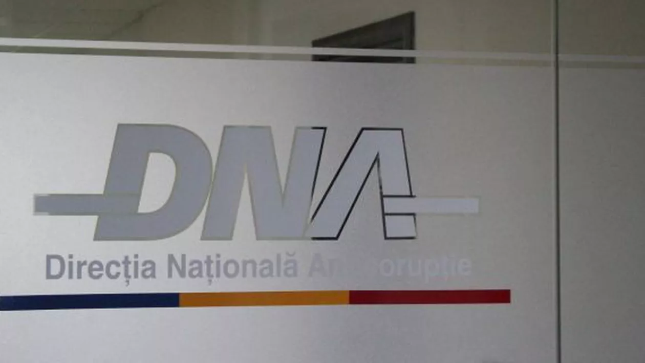 DNA: Viceprimarul din Videle a fost reținut 24 de ore pentru luare de mită, iar primarul este cercetat sub control judiciar pentru complicitate