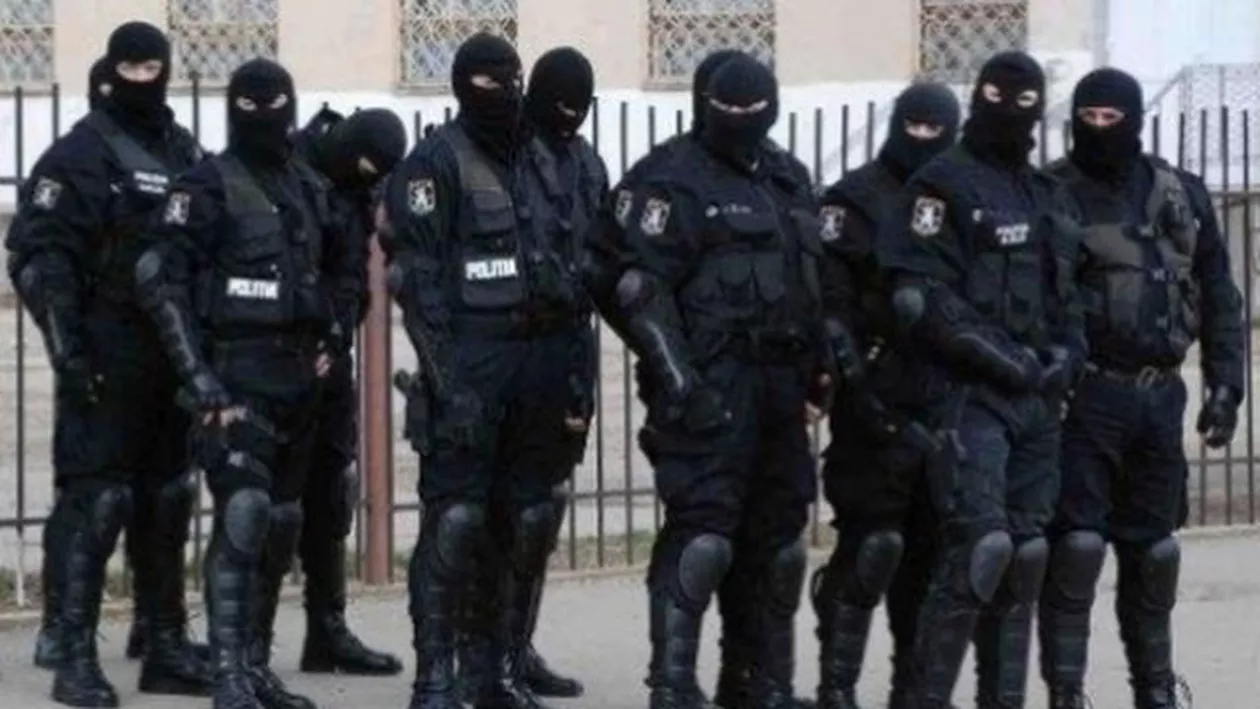Percheziții DNA la Poliția din Timiș. Procurorii suspectează infracțiuni de luate și dare de mită, dar și trafic de influență (VIDEO)