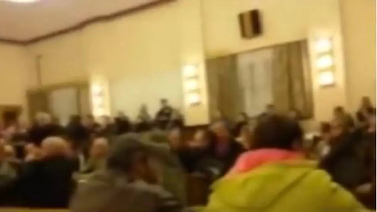 Agresiunile din Germania: „Ce se va întâmpla la vară, când fetele vor avea mai puține haine?”. Un primar răspunde, stârnind furie: „Nu trebuie să îi provocați și nu treceți prin acele zone”