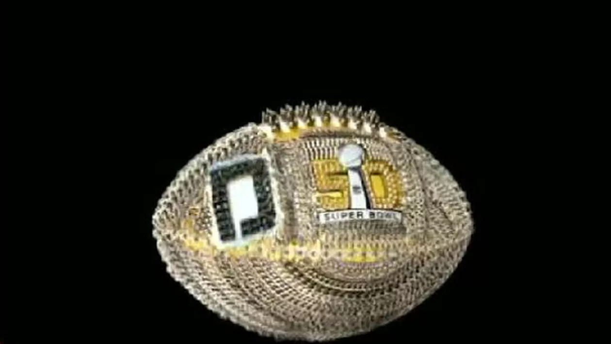 Mingi de fotbal de lux, create pentru Super Bowl (VIDEO)