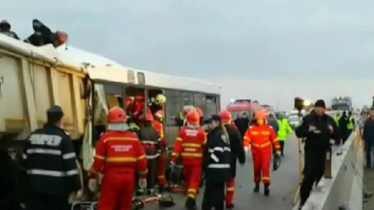 Noi acuzații în cazul tragediei de pe centura de Vest a Ploieștiului: Șoferul autobuzului ar fi numărat banii în timp ce se afla la volan (VIDEO)