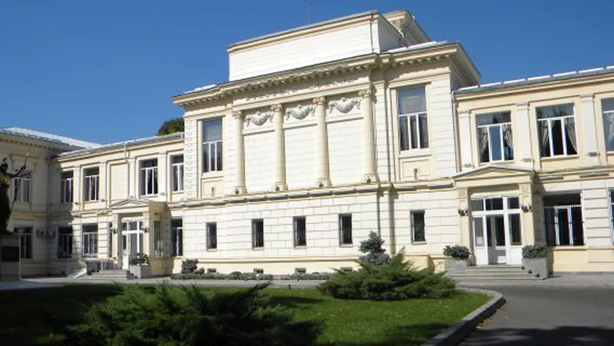 Academia Română, îngrijorată de posibila reducere a numărului de ore de istorie și limba română