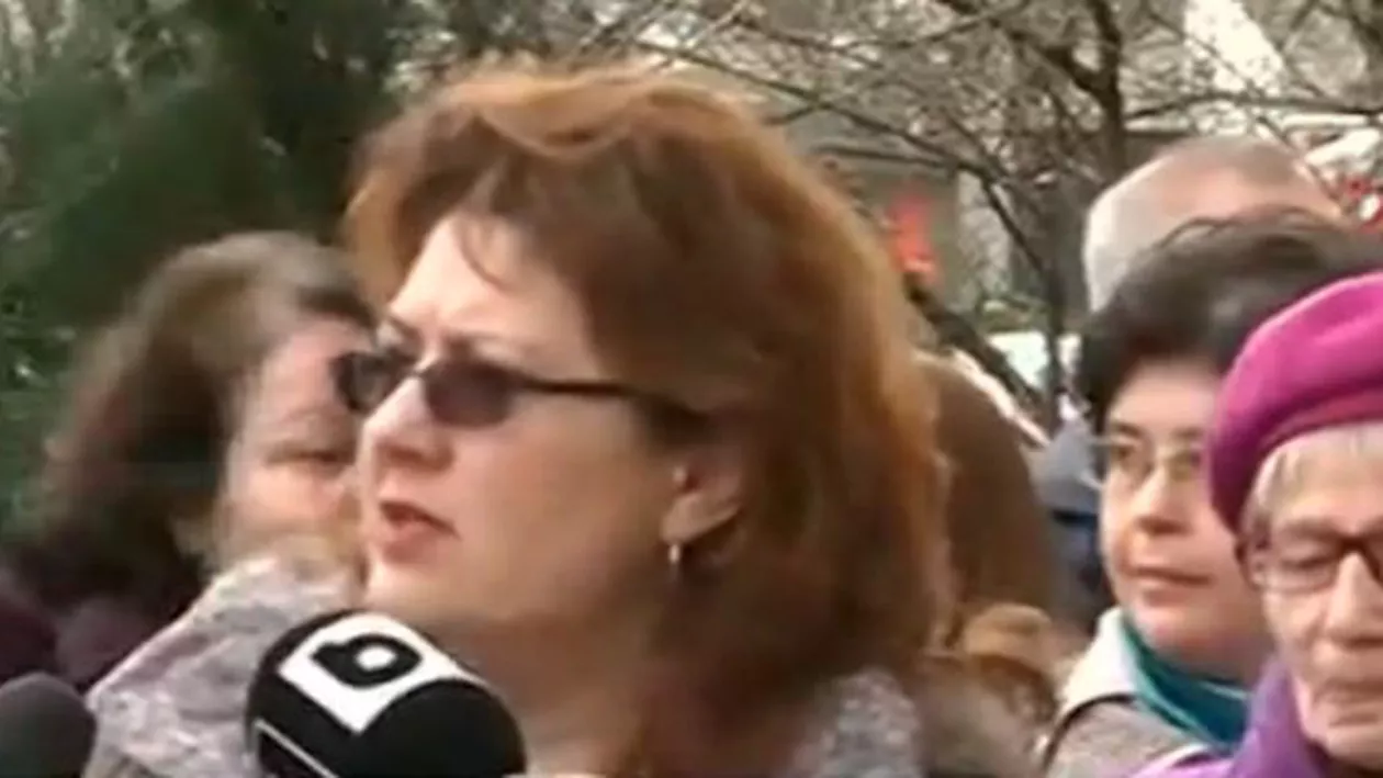 Protest la CNAS: Medicii de familie, nemulțumiți de problemele de la sistemul prin care funcţionează cardul de sănătate (VIDEO)