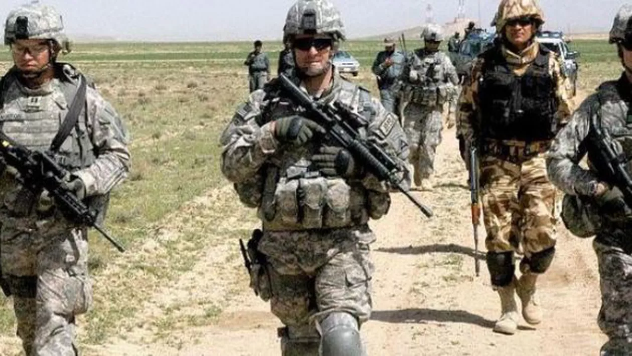 50 de militari români vor participa la coaliția internațională anti-ISIL din Irak, conform solicitării președintelui, aprobată de Parlament