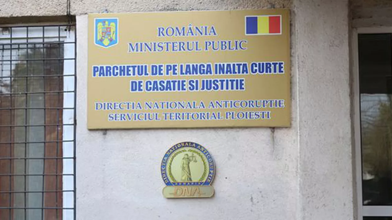 Prahova: Un inspector de la Finanţe a fost reținut 24 de ore pentru luare de mită