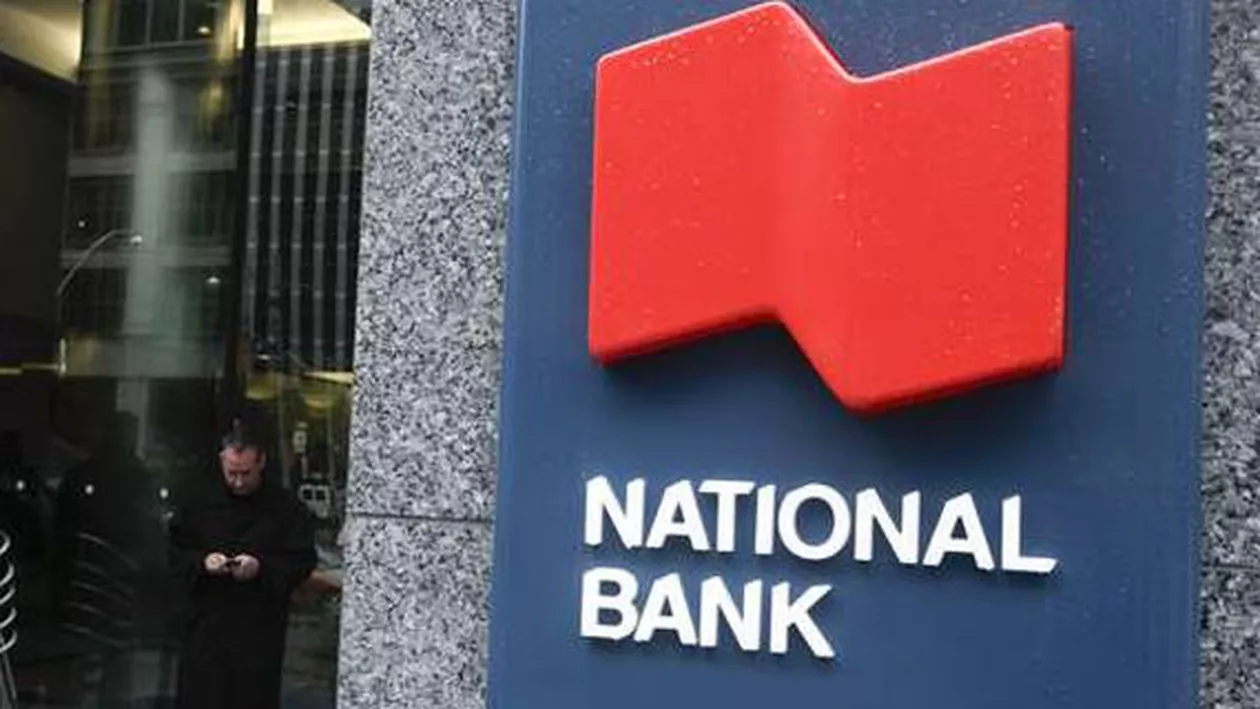 Bloomberg: Băncile angajează foști ofițeri de informații care să spioneze angajații