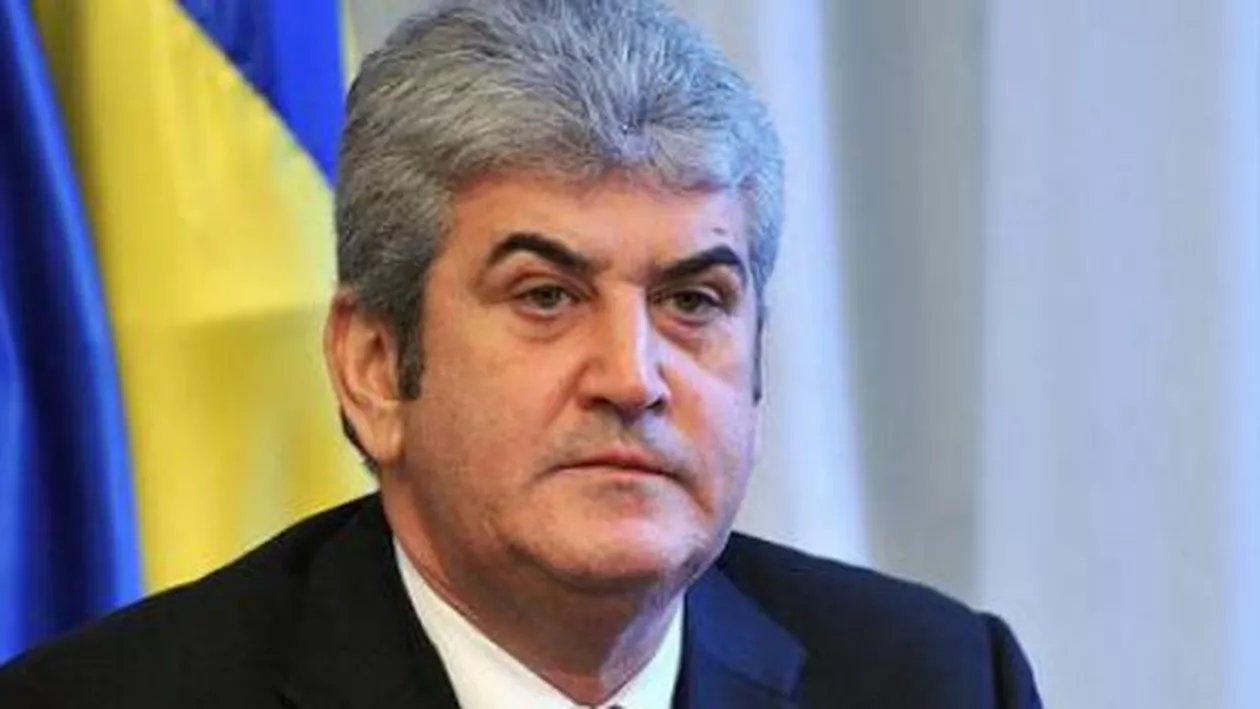 Nou dosar pentru Gabriel Oprea: Fostul vicepremier și-ar fi luat o mașină de lux pentru coloana oficială