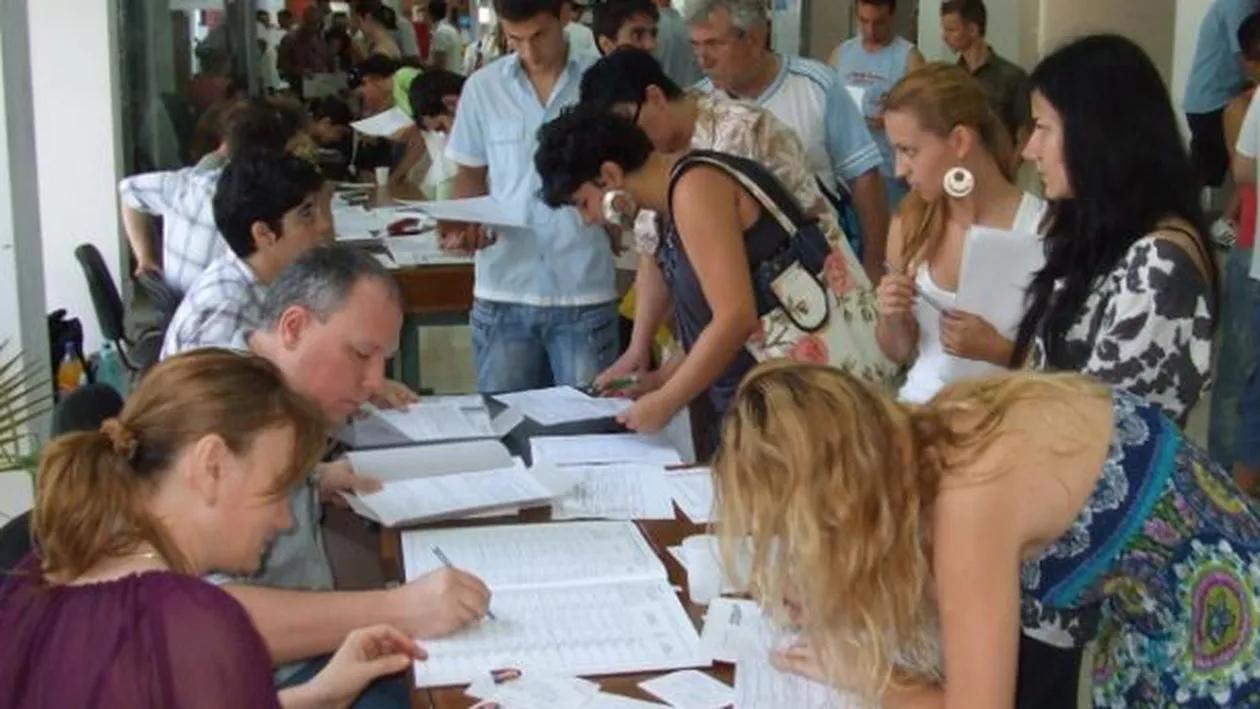 Copiii cadrelor didactice ar putea fi scutiți de taxa de înscriere la facultate și de plata cazării